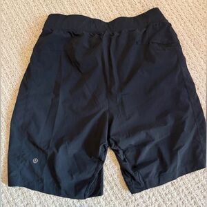 Lululemon T.H.E. Linerless Short Men’s M 9”
